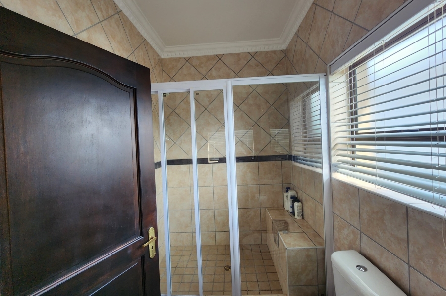 4 Bedroom Property for Sale in Jeffreys Bay Central Eastern Cape